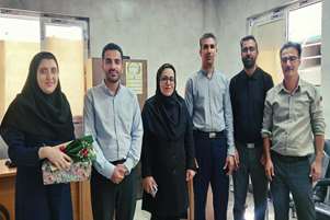 تقدیر رئیس شبکه بهداشت و درمان شهرستان بختگان از داروسازان شهرستان به مناسبت روز داروساز