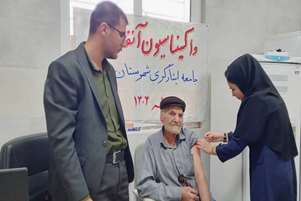 انجام واکسیناسیون آنفلوانزا ویژه جانبازان شیمیایی و بیماران خاص