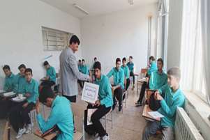 آغاز برنامه مکمل‌یاری دانش‌آموزان شهرستان بختگان با قرص آهن و ویتامین D