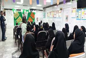 طنین جشن میلاد منجی عالم بشریت در شبکه بهداشت و درمان شهرستان بختگان