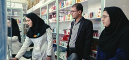 بازدید سرپرست بنیاد شهید شهرستان بختگان از داروخانه ها و مراکز درمانی طرف قرارداد با بیمه دی